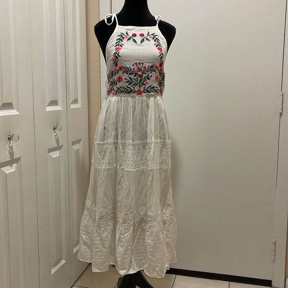 ASOS White Floral Embroidered Midi Tiered Boho Bohemian Dress - Picture 3 of 8